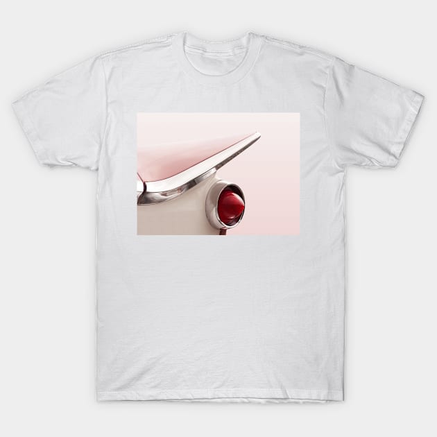 US American classic car 1959 Electra tail fin T-Shirt by Beate Gube